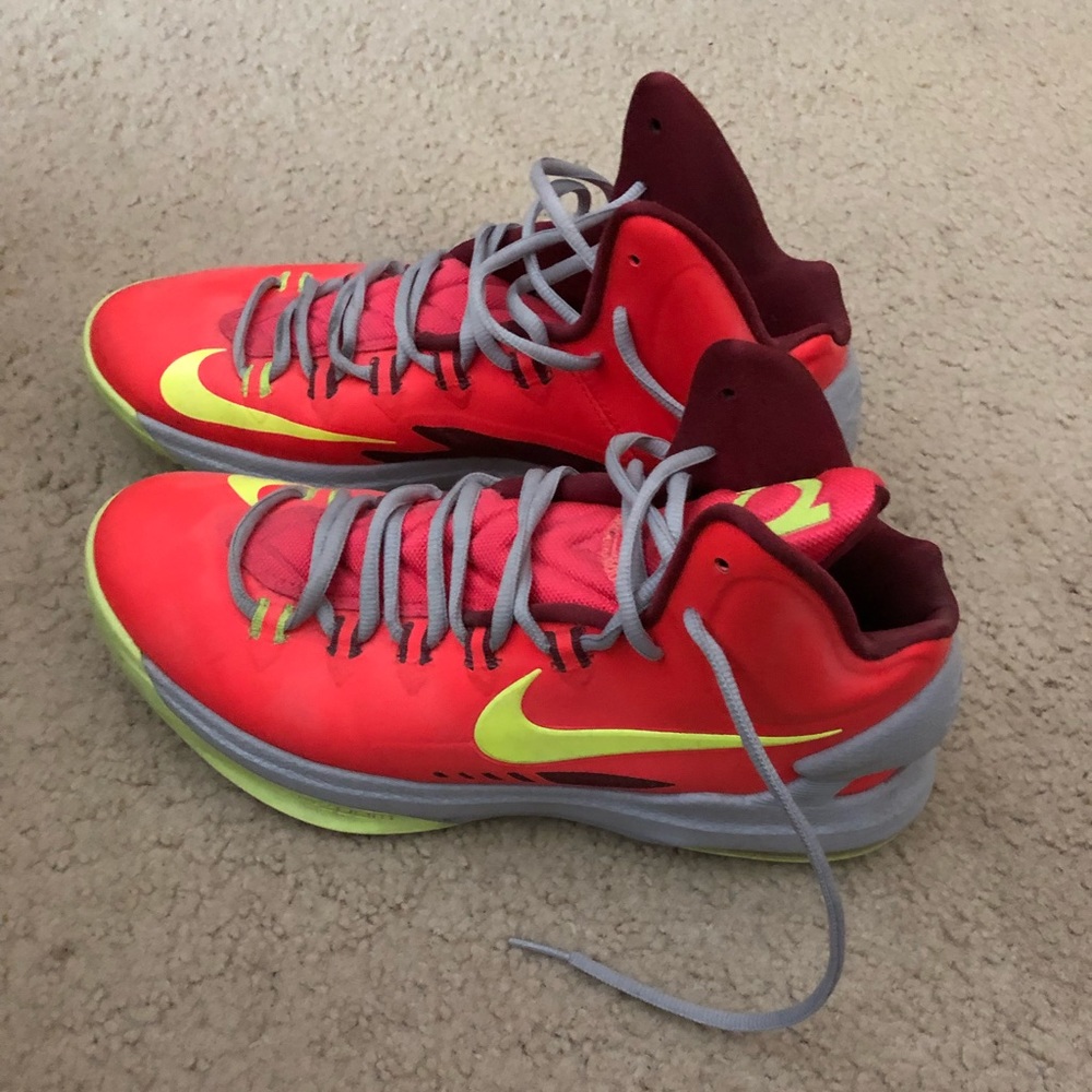 Nike KD 5 DMV Men’s size 9.5